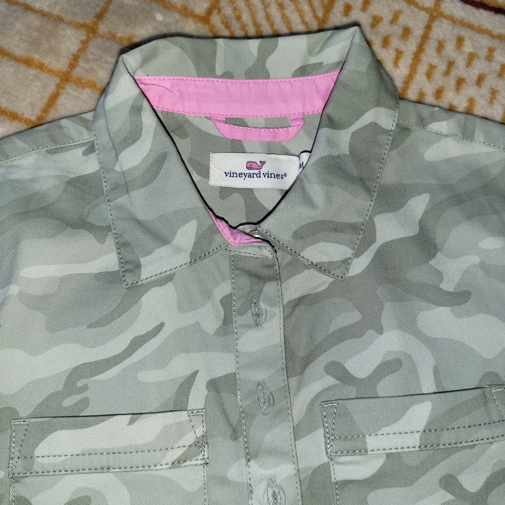 Vineyard Vines Kids Camo Dress in Green and Gray